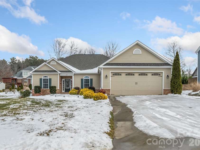 44 Whitman Court, Taylorsville, NC 28681.  MLS# CAR4336329, YatesRealty ID 3618. 