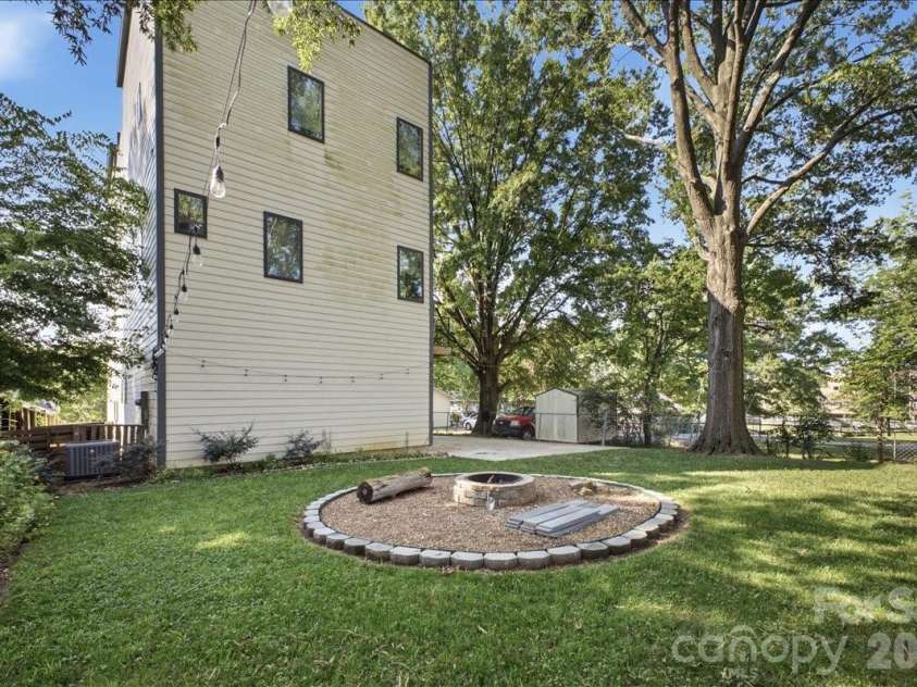 1315 Davidson Street, Charlotte, NC 28206.  MLS# CAR4400478, YatesRealty ID 36180. 