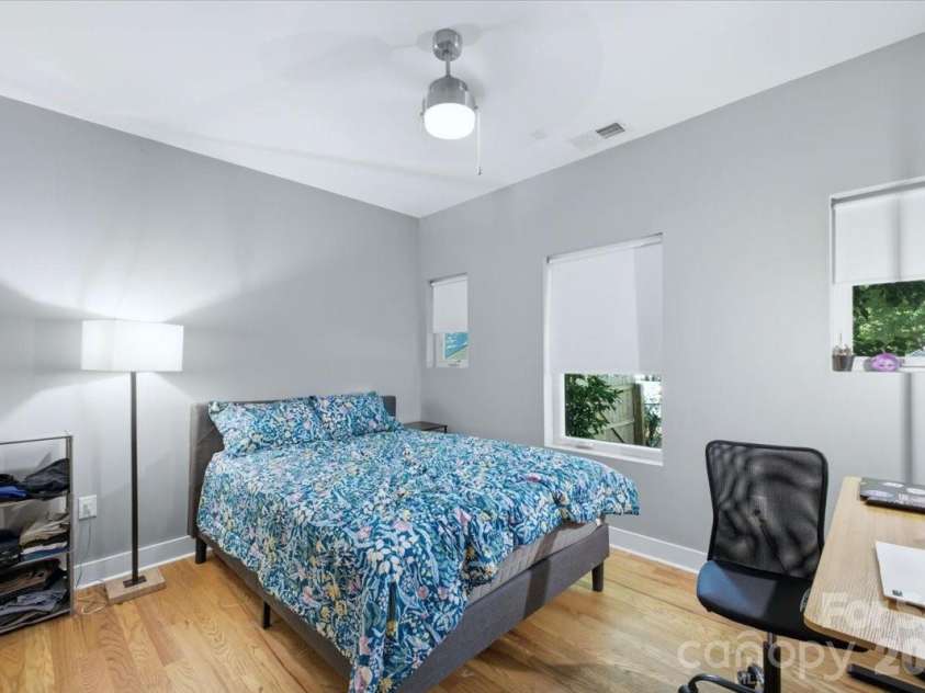 1315 Davidson Street, Charlotte, NC 28206.  MLS# CAR4400478, YatesRealty ID 36180. Bedroom