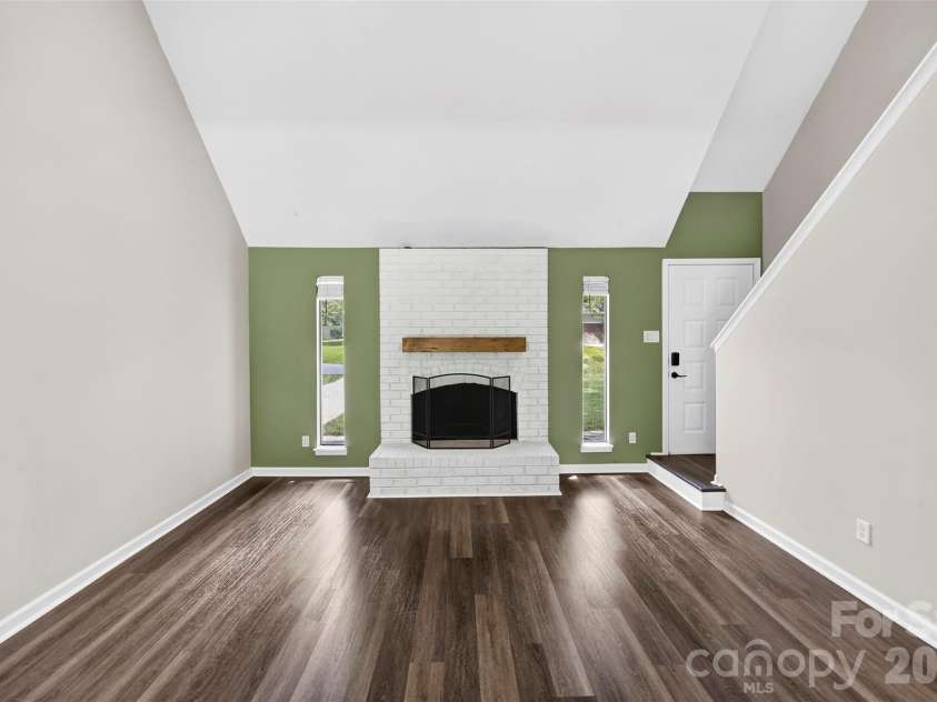 6719 Montezuma Trail, Charlotte, NC 28227.  MLS# CAR4401171, YatesRealty ID 36181. 