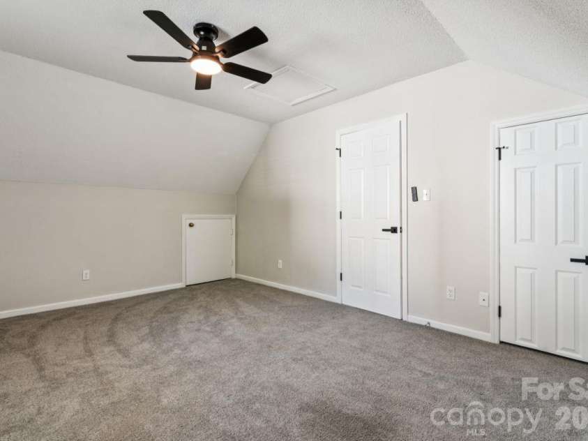 6719 Montezuma Trail, Charlotte, NC 28227.  MLS# CAR4434909, YatesRealty ID 36181. Bedroom 3