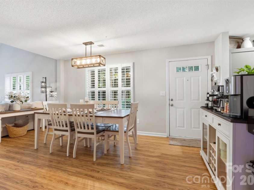 109 Prescott Street, Matthews, NC 28104.  MLS# CAR4402502, YatesRealty ID 36183. 