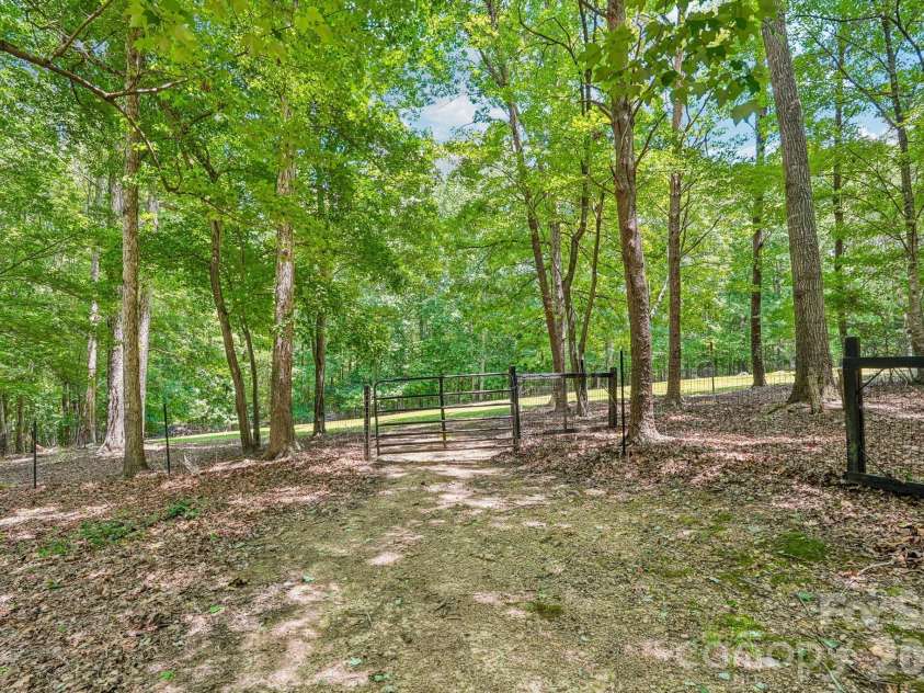 6366 Green Oak Drive, Stanfield, NC 28163.  MLS# CAR4397887, YatesRealty ID 36186. 