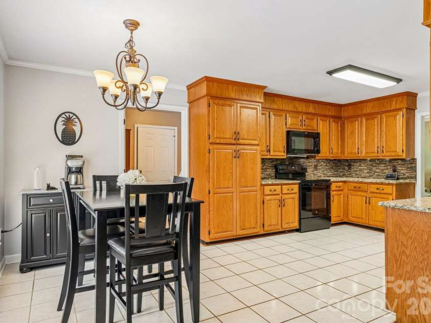 6366 Green Oak Drive, Stanfield, NC 28163.  MLS# CAR4397887, YatesRealty ID 36186. 