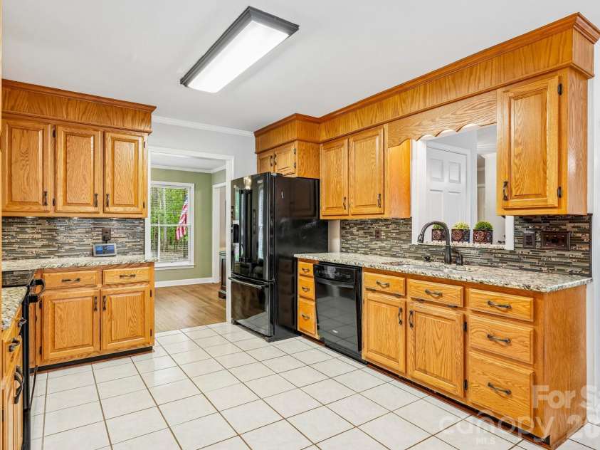 6366 Green Oak Drive, Stanfield, NC 28163.  MLS# CAR4397887, YatesRealty ID 36186. 