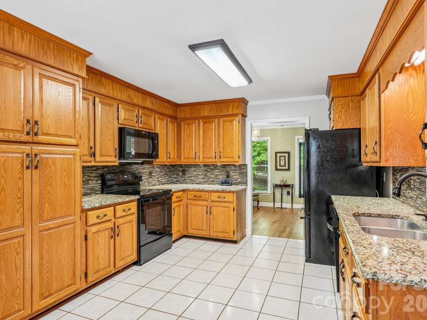 6366 Green Oak Drive, Stanfield, NC 28163.  MLS# CAR4397887, YatesRealty ID 36186. 