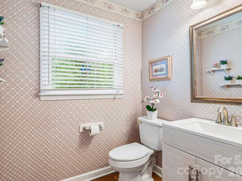 6366 Green Oak Drive, Stanfield, NC 28163.  MLS# CAR4397887, YatesRealty ID 36186. 