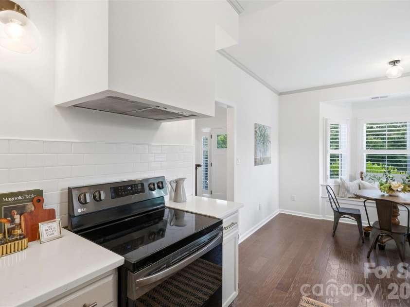 2552 Middlebridge Lane, Charlotte, NC 28270.  MLS# CAR4399618, YatesRealty ID 36187. 