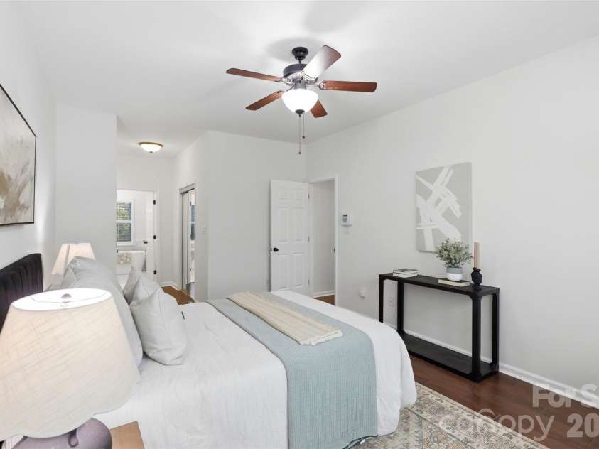 2552 Middlebridge Lane, Charlotte, NC 28270.  MLS# CAR4399618, YatesRealty ID 36187. 