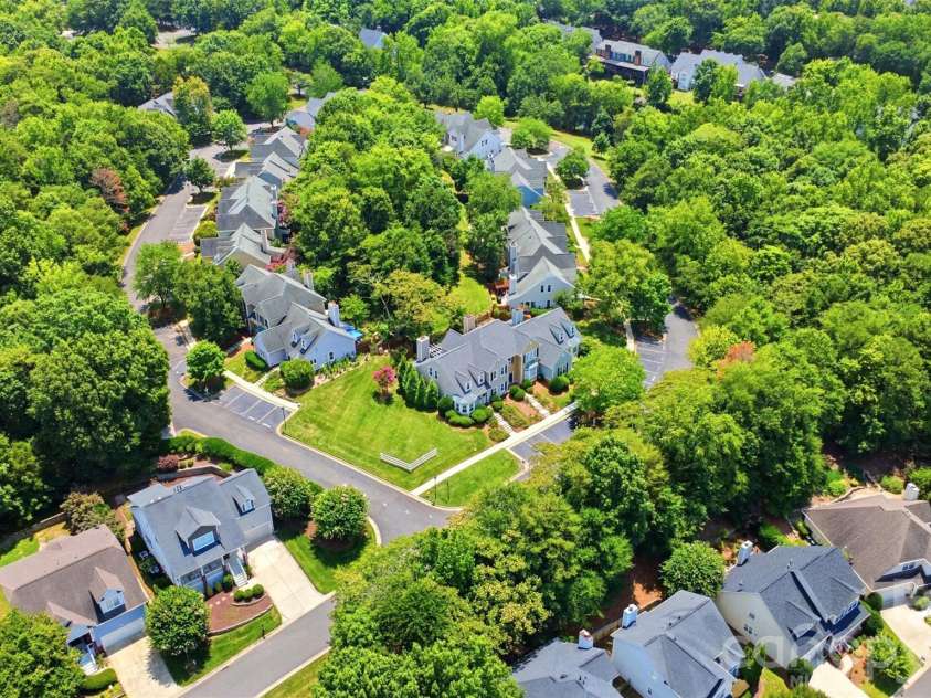 2552 Middlebridge Lane, Charlotte, NC 28270.  MLS# CAR4399618, YatesRealty ID 36187. 