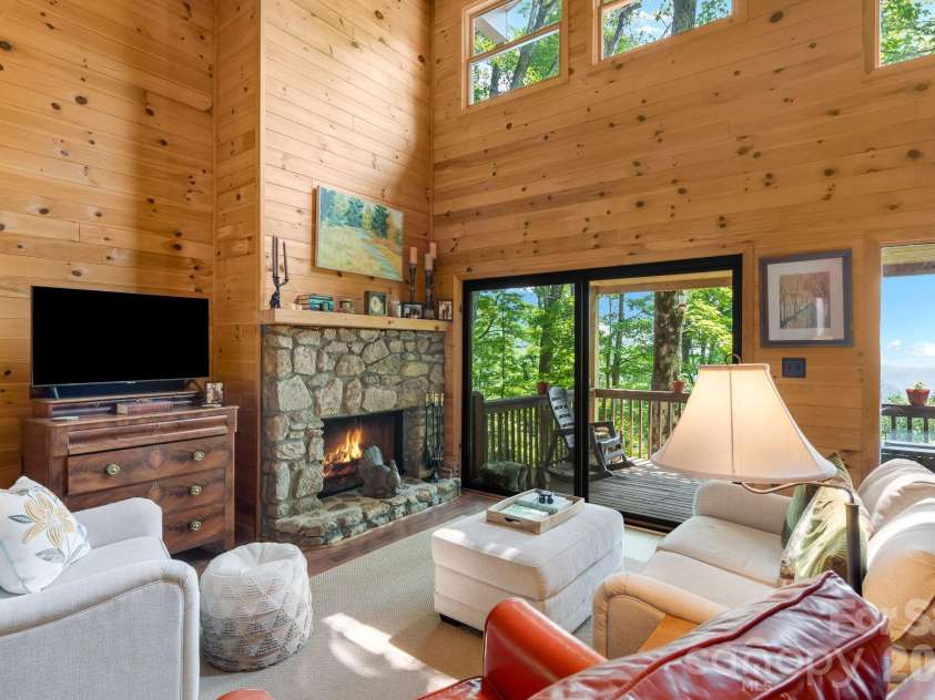 46 Trillium Lane, Mars Hill, NC 28754.  MLS# CAR4399565, YatesRealty ID 36188. Wood burning fireplace for those chilly evenings.
