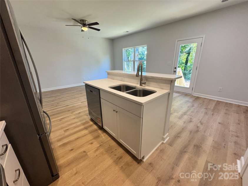 1217 Mountain Avenue, Gastonia, NC 28052.  MLS# CAR4311566, YatesRealty ID 3619. 