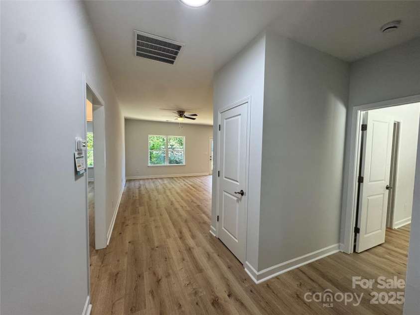 1217 Mountain Avenue, Gastonia, NC 28052.  MLS# CAR4311566, YatesRealty ID 3619. 