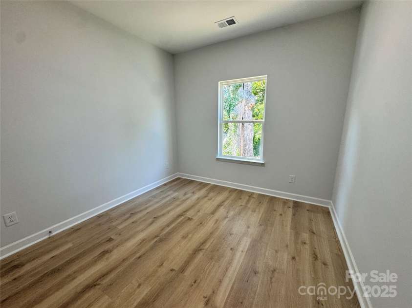 1217 Mountain Avenue, Gastonia, NC 28052.  MLS# CAR4311566, YatesRealty ID 3619. 