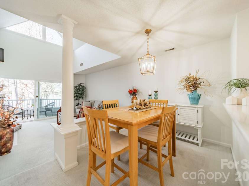 306 Northwest Drive, Davidson, NC 28036.  MLS# CAR4347031, YatesRealty ID 3619. 
