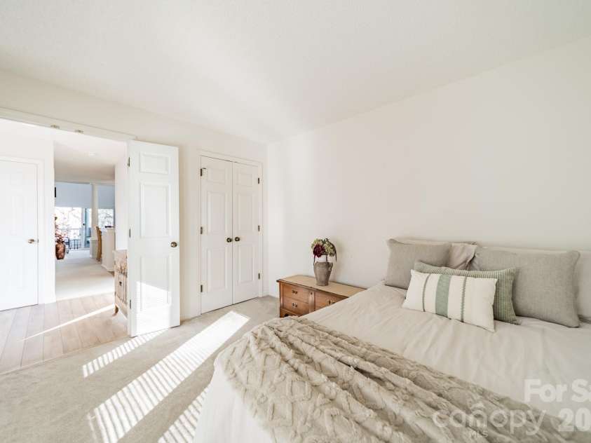 306 Northwest Drive, Davidson, NC 28036.  MLS# CAR4347031, YatesRealty ID 3619. Guest Bedroom