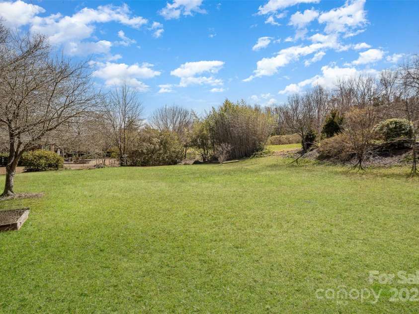 9423 Belmont Lane, Marvin, NC 28173.  MLS# CAR4228390, YatesRealty ID 3619. Backyard