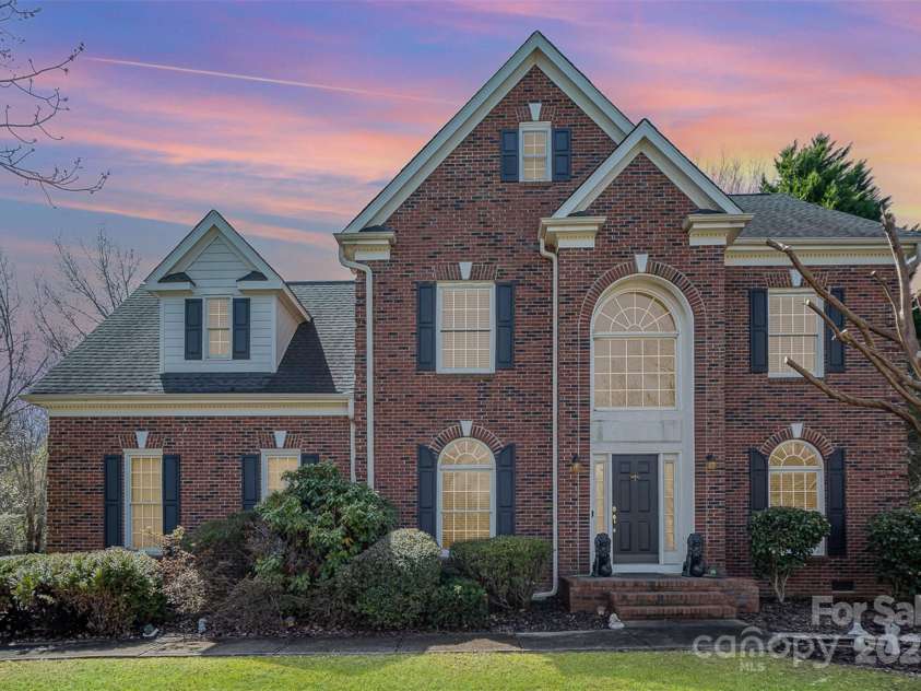 9423 Belmont Lane, Marvin, NC 28173.  MLS# CAR4228390, YatesRealty ID 3619. Welcome!