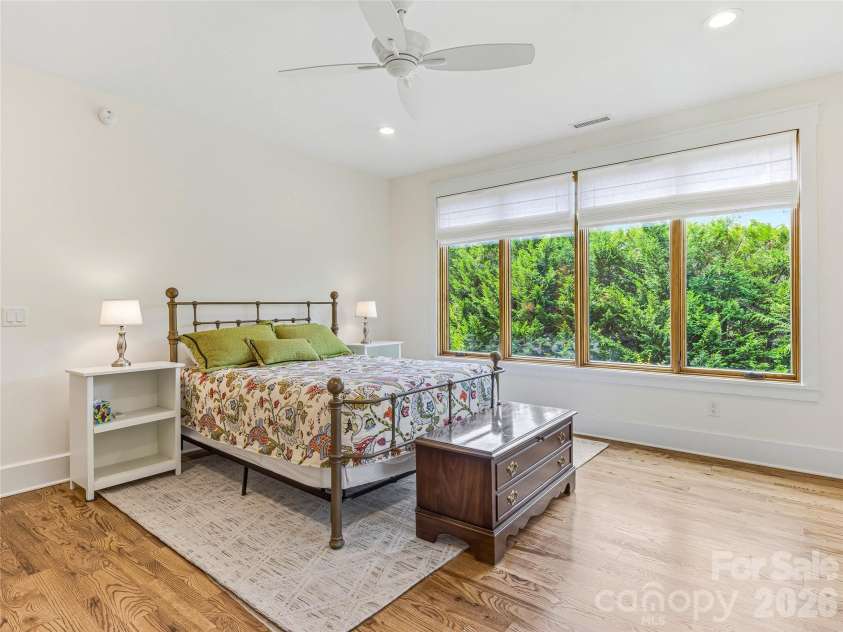266 Stratford Road, Asheville, NC 28804.  MLS# CAR4400526, YatesRealty ID 36190. Lower Level Guest Suite