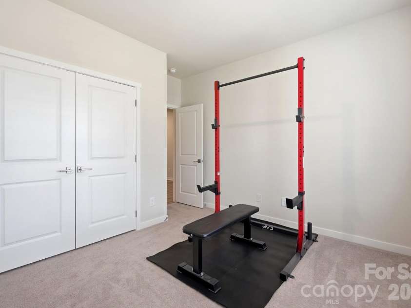 5132 Glenwalk Drive, Charlotte, NC 28269.  MLS# CAR4397479, YatesRealty ID 36191. 