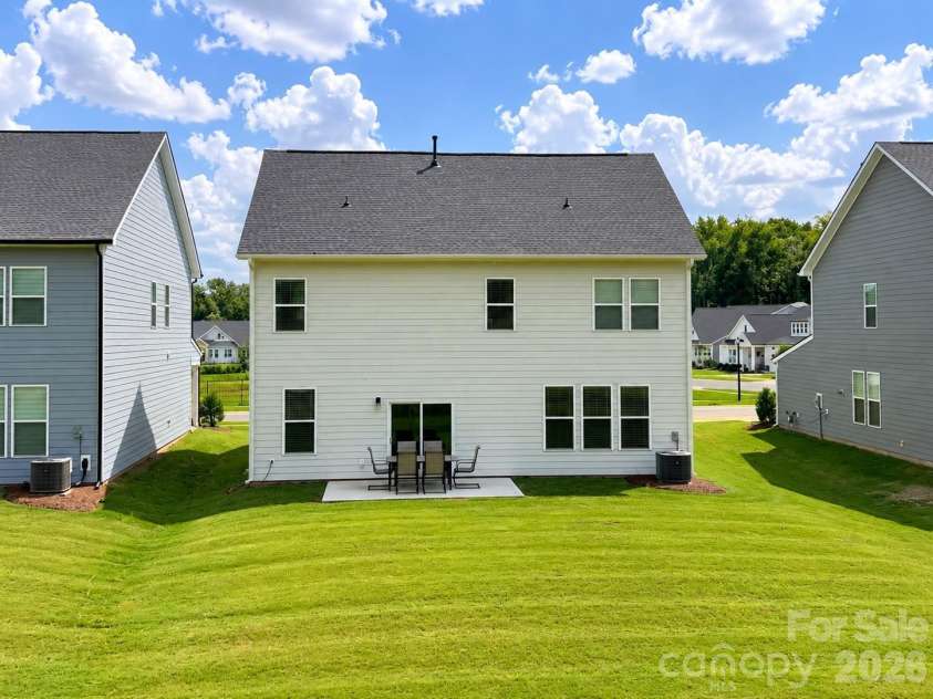5132 Glenwalk Drive, Charlotte, NC 28269.  MLS# CAR4418710, YatesRealty ID 36191. 