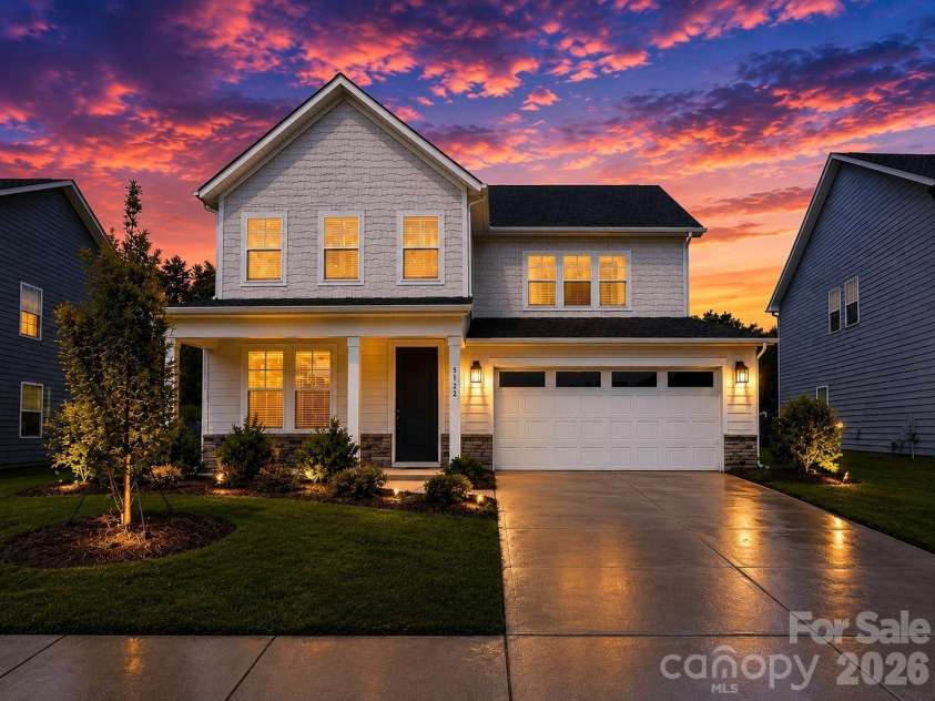 5132 Glenwalk Drive, Charlotte, NC 28269.  MLS# CAR4418710, YatesRealty ID 36191. 