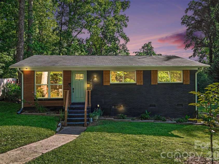 4023 Strangford Avenue, Charlotte, NC 28215.  MLS# CAR4395242, YatesRealty ID 36193. 