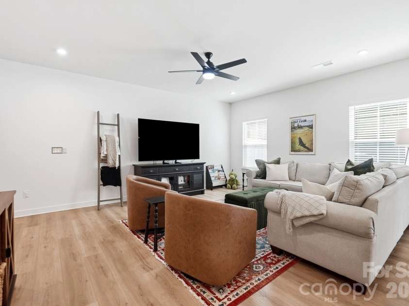 6315 Ashton Park Drive, Denver, NC 28037.  MLS# CAR4400268, YatesRealty ID 36194. 