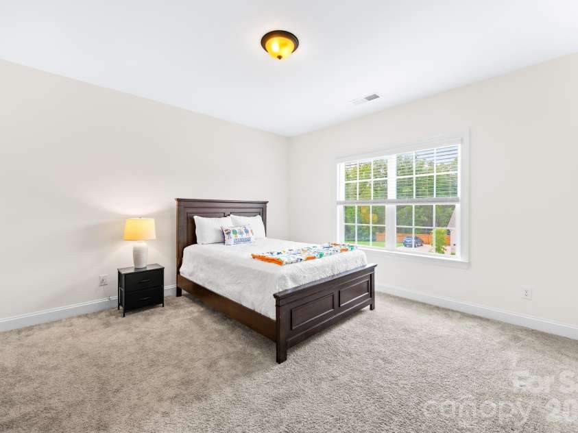 809 Brown Creek Drive, Matthews, NC 28104.  MLS# CAR4399736, YatesRealty ID 36195. Bedroom