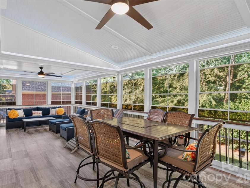 1231 Manicott Drive, Matthews, NC 28105.  MLS# CAR4394782, YatesRealty ID 36197. 