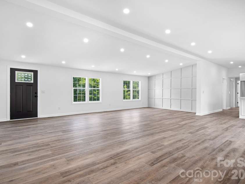 1509 Keystone Drive, Salisbury, NC 28147.  MLS# CAR4402351, YatesRealty ID 36198. 