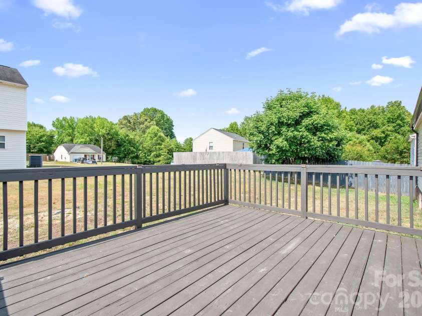 1509 Keystone Drive, Salisbury, NC 28147.  MLS# CAR4402351, YatesRealty ID 36198. 