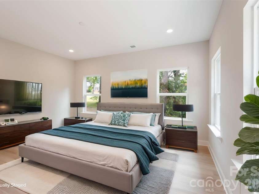 311 Chestnut Street, Stanley, NC 28164.  MLS# CAR4398444, YatesRealty ID 36199. 