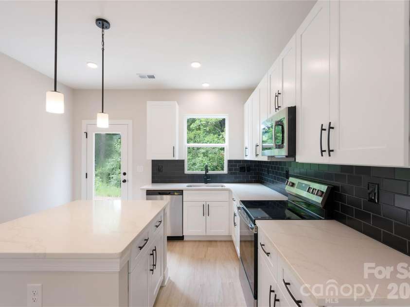 311 Chestnut Street, Stanley, NC 28164.  MLS# CAR4398444, YatesRealty ID 36199. 