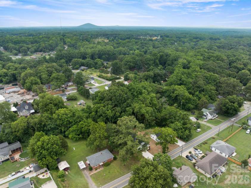311 Chestnut Street, Stanley, NC 28164.  MLS# CAR4398444, YatesRealty ID 36199. 