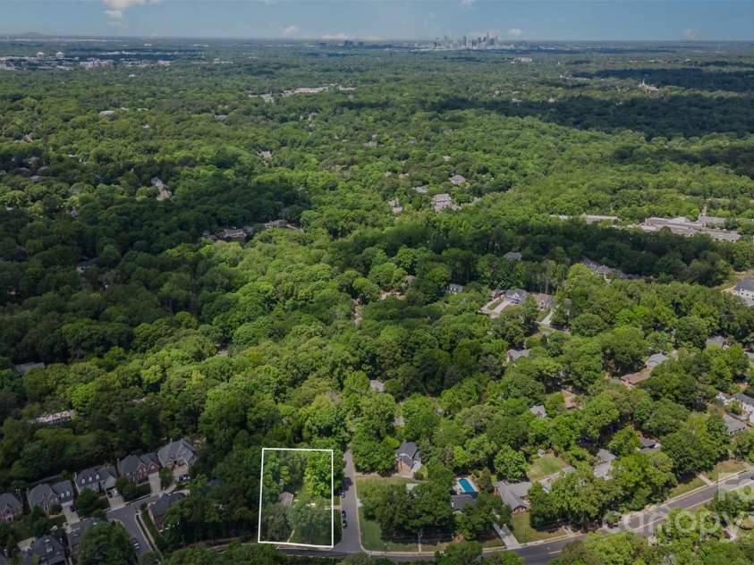 6200 Old Providence Road, Charlotte, NC 28226.  MLS# CAR4136069, YatesRealty ID 362. 