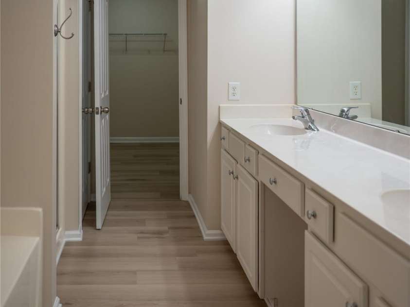 9150 Redmond Trace Road, Charlotte, NC 28277.  MLS# CAR4402577, YatesRealty ID 36201. 
