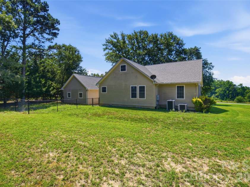 335 Providence Road, Forest City, NC 28043.  MLS# CAR4399547, YatesRealty ID 36202. 