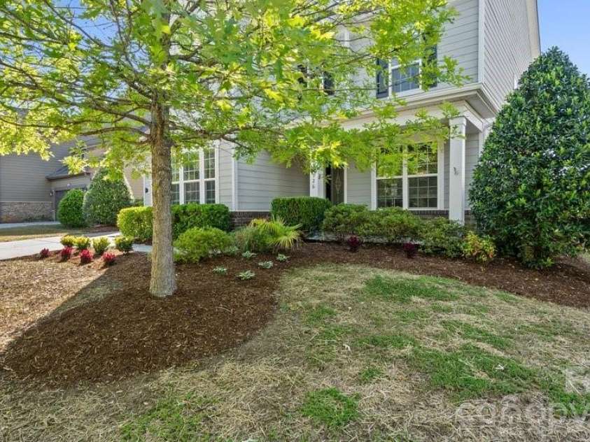 11926 Grey Partridge Drive, Charlotte, NC 28278.  MLS# CAR4381205, YatesRealty ID 36204. 