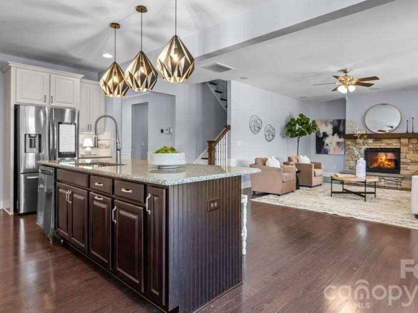 11926 Grey Partridge Drive, Charlotte, NC 28278.  MLS# CAR4381205, YatesRealty ID 36204. 