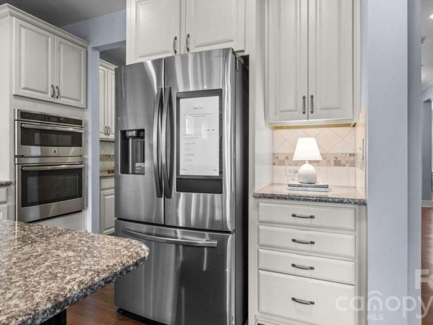 11926 Grey Partridge Drive, Charlotte, NC 28278.  MLS# CAR4381205, YatesRealty ID 36204. 