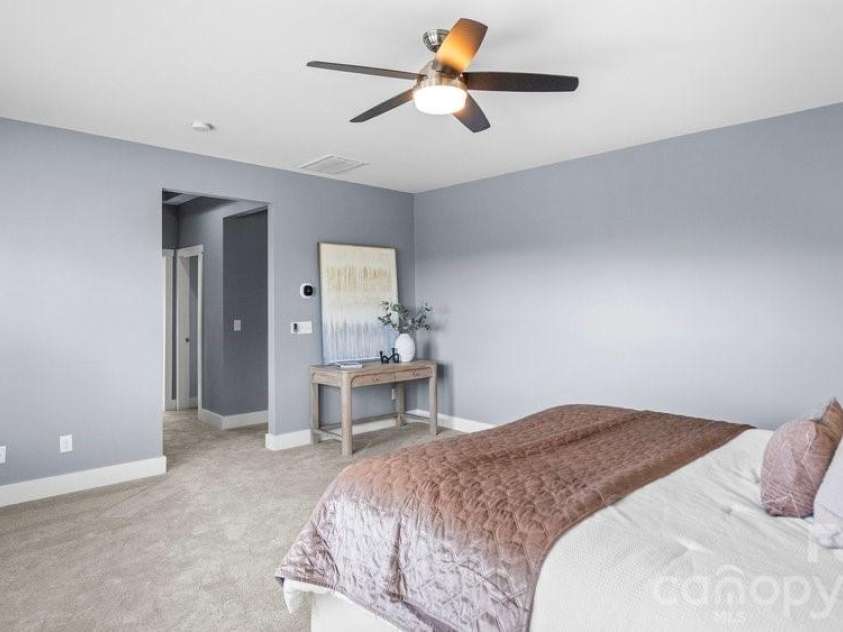 11926 Grey Partridge Drive, Charlotte, NC 28278.  MLS# CAR4381205, YatesRealty ID 36204. 