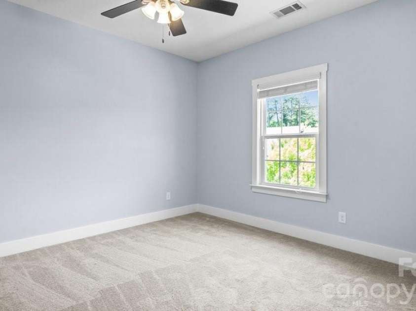 11926 Grey Partridge Drive, Charlotte, NC 28278.  MLS# CAR4381205, YatesRealty ID 36204. 