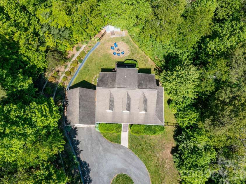 215 Butternut Lane, Leicester, NC 28748.  MLS# CAR4382382, YatesRealty ID 36205. Aerial Image