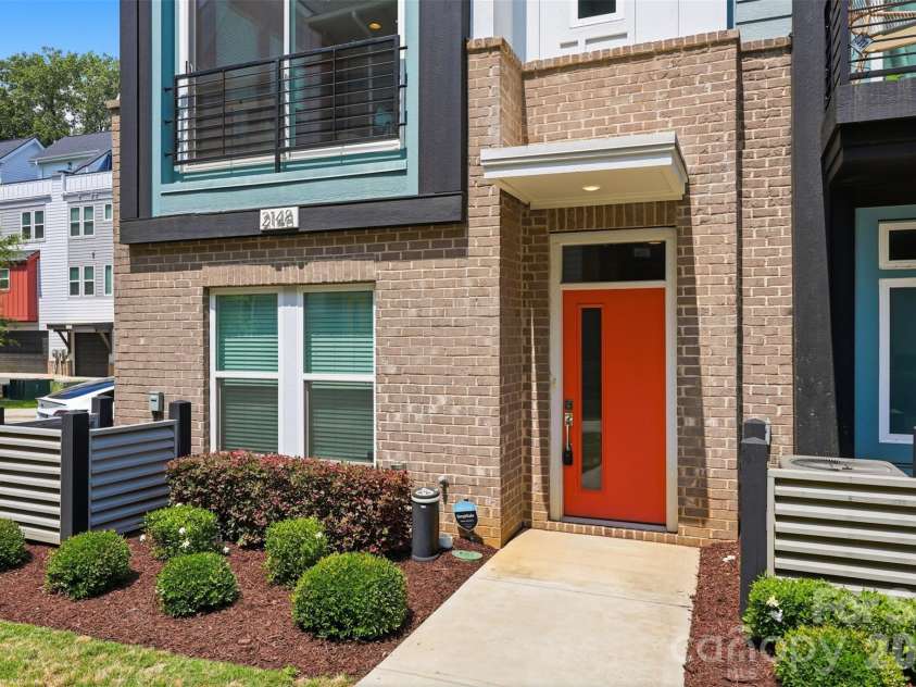 2148 Electric Lane, Charlotte, NC 28205.  MLS# CAR4380019, YatesRealty ID 36206. 