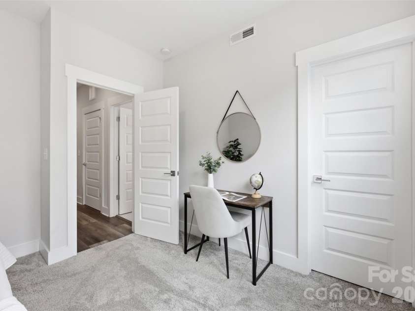 2148 Electric Lane, Charlotte, NC 28205.  MLS# CAR4380019, YatesRealty ID 36206. 