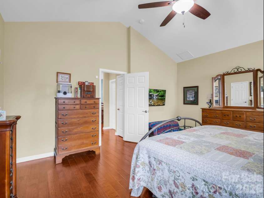 74 Foxtail Court, Hendersonville, NC 28792.  MLS# CAR4388873, YatesRealty ID 36207. 