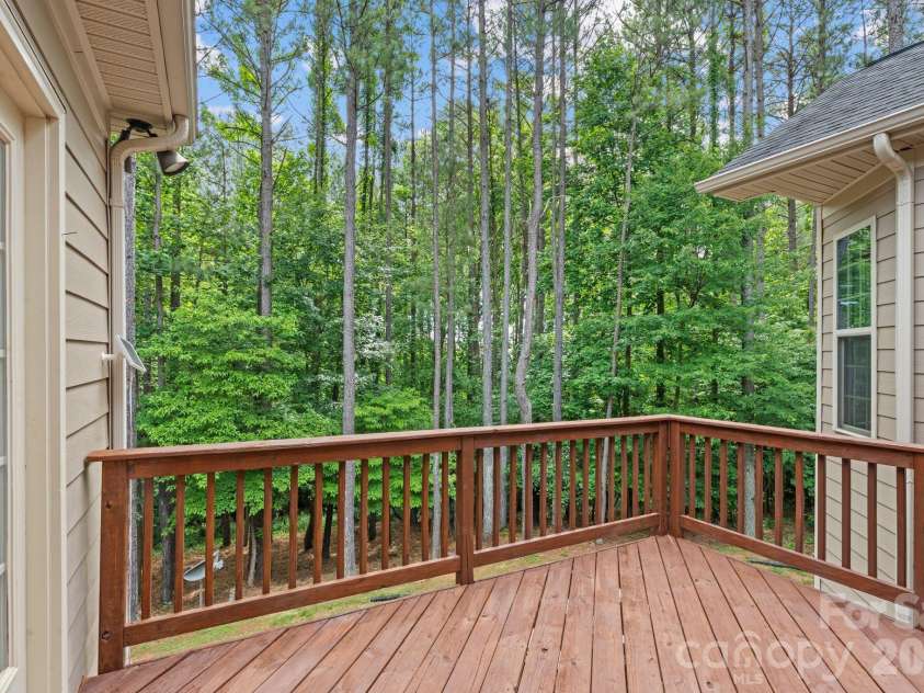 237 Ashmore Circle, Troutman, NC 28166.  MLS# CAR4391360, YatesRealty ID 36209. 