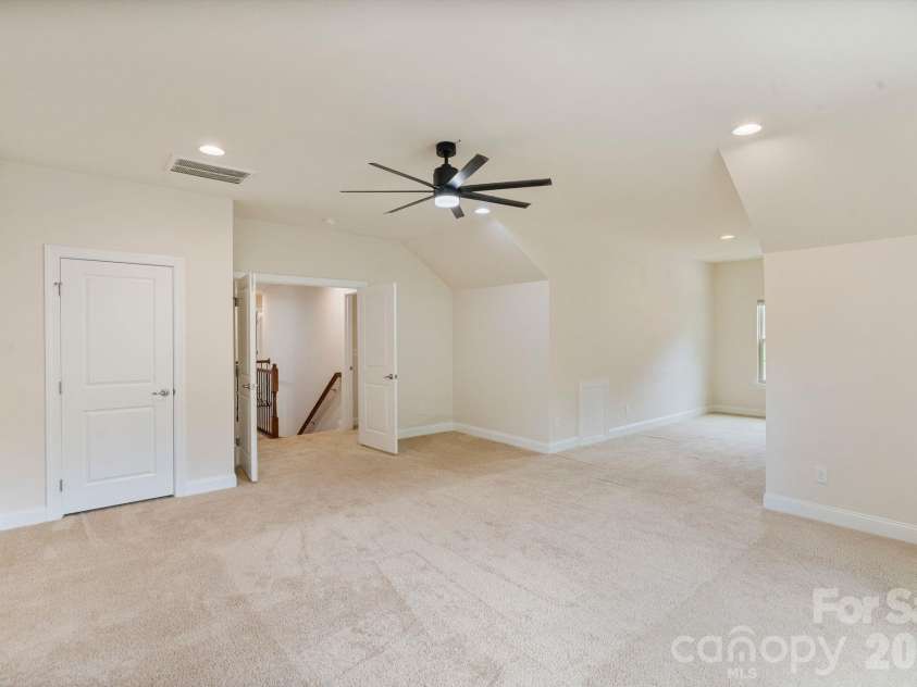 237 Ashmore Circle, Troutman, NC 28166.  MLS# CAR4391360, YatesRealty ID 36209. 