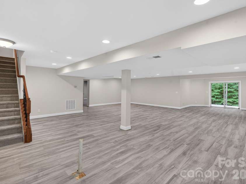 237 Ashmore Circle, Troutman, NC 28166.  MLS# CAR4391360, YatesRealty ID 36209. 